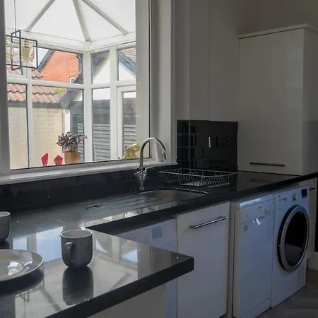 - Sea Views, Long Stays, Contractors Appartement