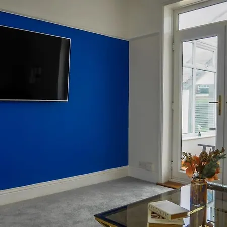 - Sea Views, Long Stays, Contractors شقة ريدكار
