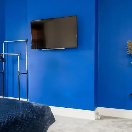 - Sea Views, Long Stays, Contractors Apartment *